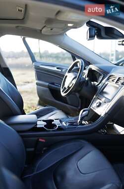 Седан Ford Fusion 2015 в Павлограде