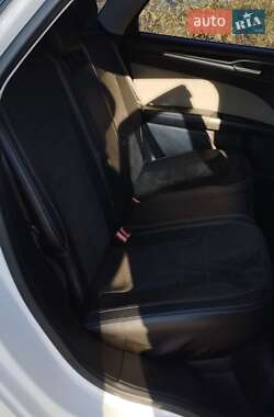 Седан Ford Fusion 2014 в Дніпрі