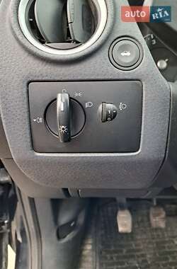 Хэтчбек Ford Fusion 2009 в 