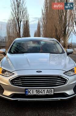 Седан Ford Fusion 2018 в Баришівка