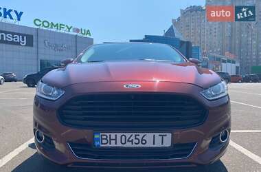 Седан Ford Fusion 2016 в Одесі