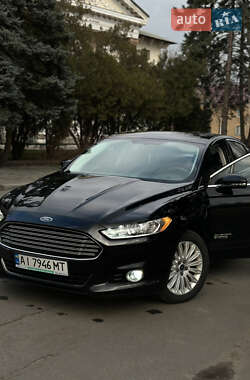 Седан Ford Fusion 2016 в 