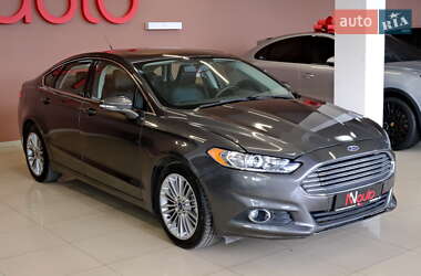 Седан Ford Fusion 2016 в Одесі