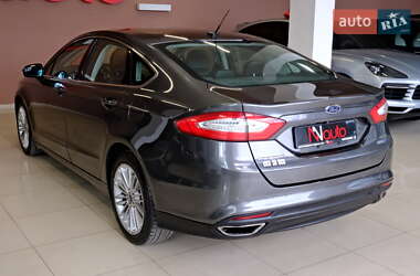 Седан Ford Fusion 2016 в Одесі