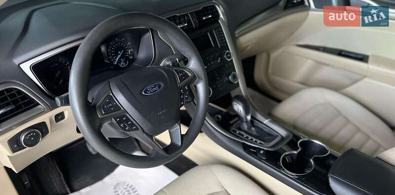 Седан Ford Fusion 2014 в Житомире