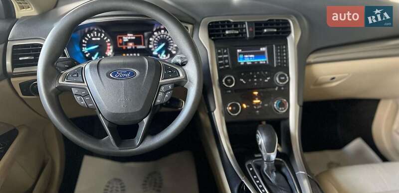 Седан Ford Fusion 2014 в Житомире