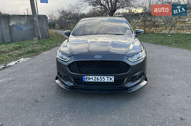 Седан Ford Fusion 2015 в Одесі