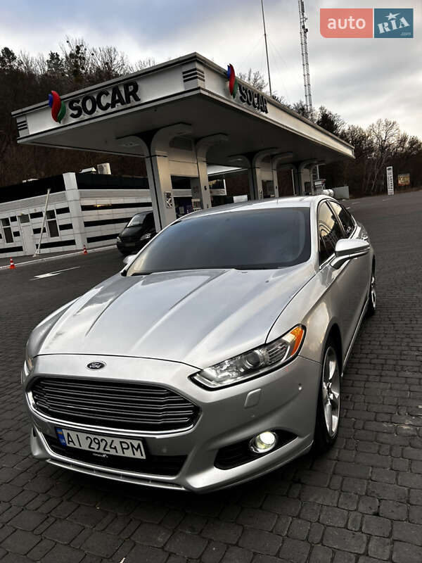 Седан Ford Fusion 2012 в Обухове