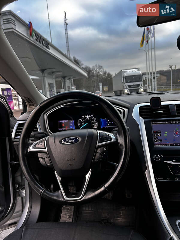 Седан Ford Fusion 2012 в Обухове
