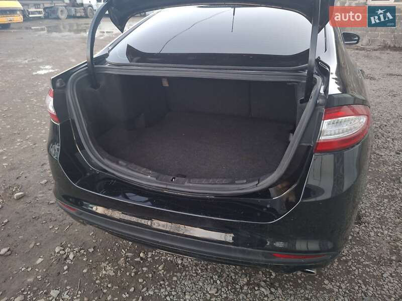 Седан Ford Fusion 2015 в Ивано-Франковске