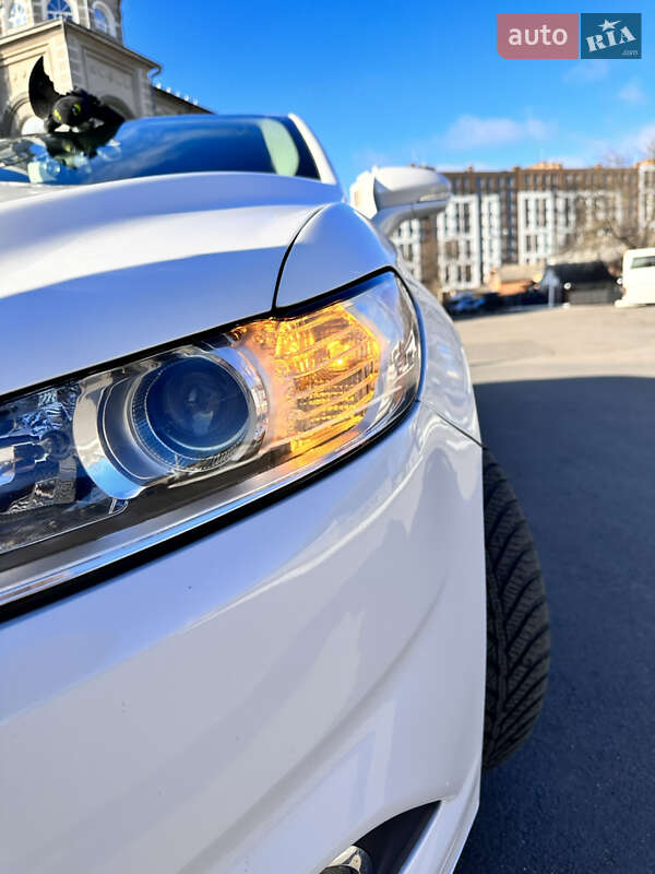 Седан Ford Fusion 2015 в Виннице