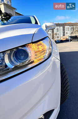 Седан Ford Fusion 2015 в 
