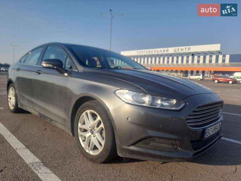 Седан Ford Fusion 2014 в Львове