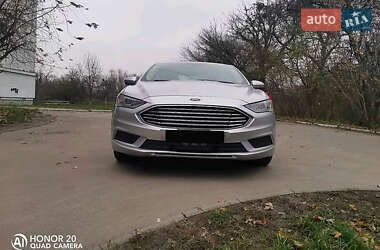 Седан Ford Fusion 2017 в Львові