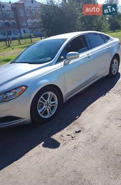 Седан Ford Fusion 2018 в 