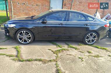 Седан Ford Fusion 2012 в 