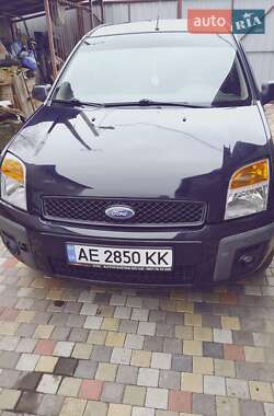 Хэтчбек Ford Fusion 2008 в 