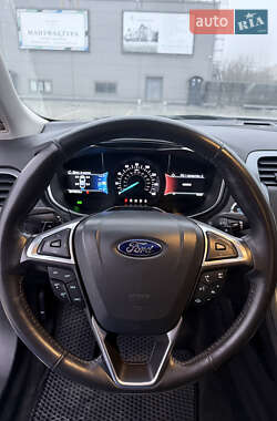 Седан Ford Fusion 2014 в Киеве