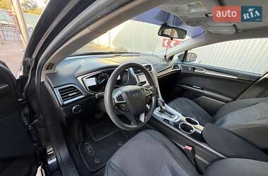 Седан Ford Fusion 2013 в Полтаві