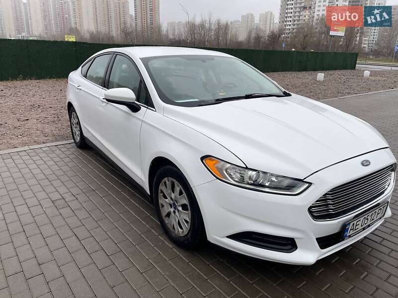Седан Ford Fusion 2013 в Киеве