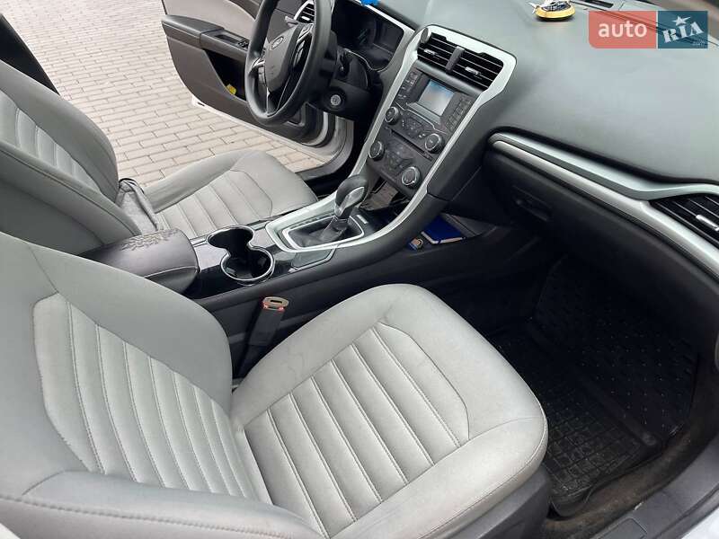 Седан Ford Fusion 2013 в Киеве