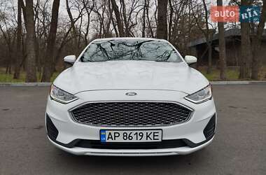 Седан Ford Fusion 2018 в 