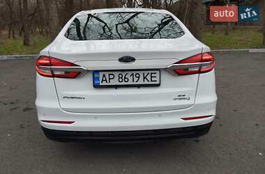 Седан Ford Fusion 2018 в 