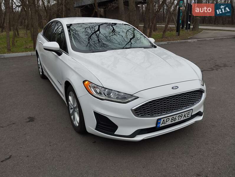 Седан Ford Fusion 2018 в Запорожье