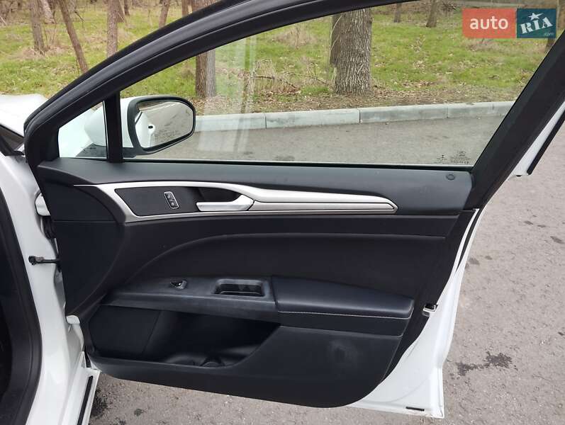 Седан Ford Fusion 2018 в Запорожье