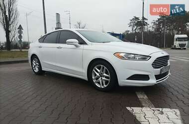 Седан Ford Fusion 2013 в Києві