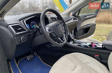 Седан Ford Fusion 2015 в Кобеляках