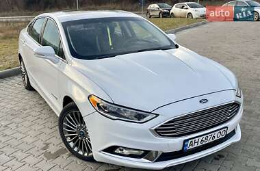 Седан Ford Fusion 2016 в 