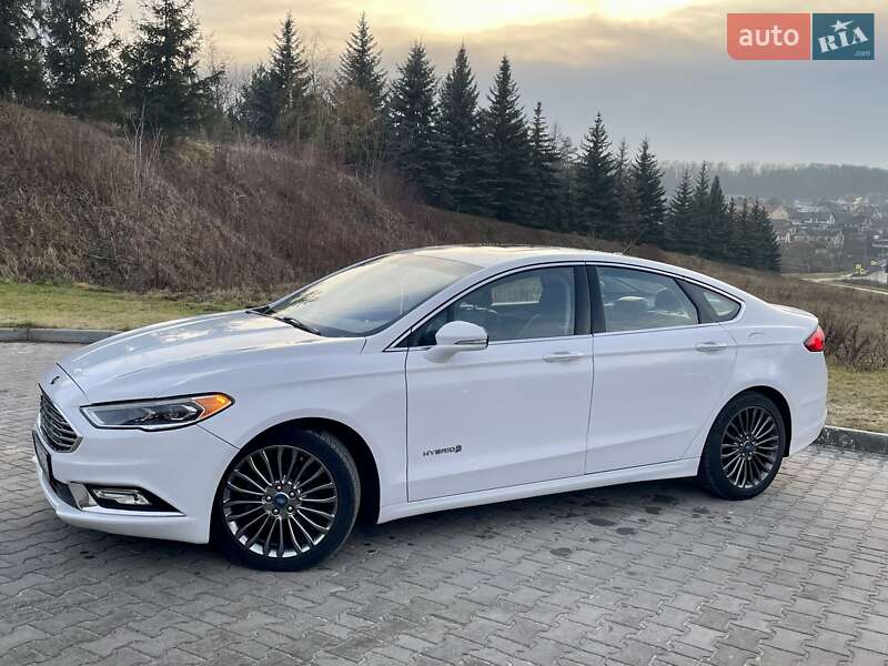 Седан Ford Fusion 2016 в Тернополе