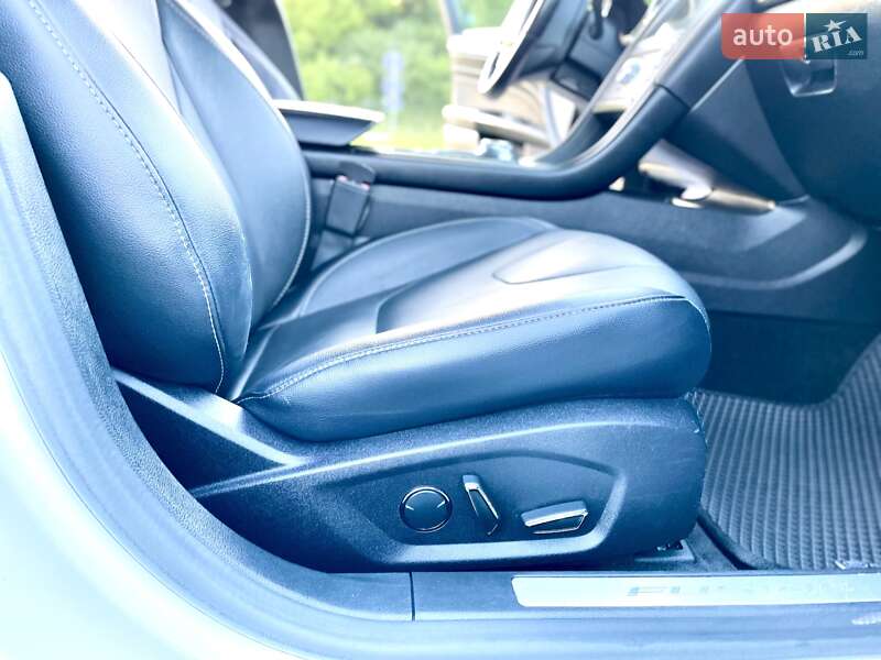 Седан Ford Fusion 2016 в Тернополе