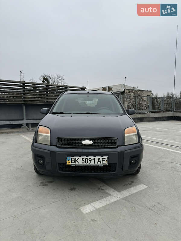 Хетчбек Ford Fusion 2006 в Києві