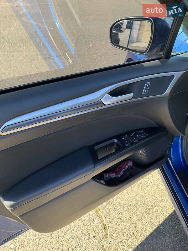 Седан Ford Fusion 2017 в Ананьеве фото 12 Седан Ford Fusion 2017 в Ананьеве