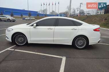 Седан Ford Fusion 2015 в Виннице