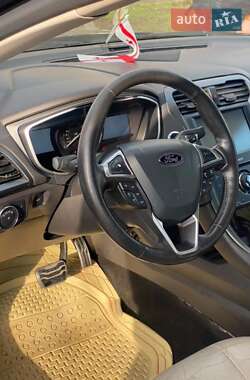 Седан Ford Fusion 2014 в Миколаєві