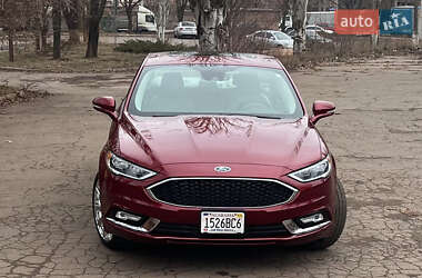 Седан Ford Fusion 2017 в 