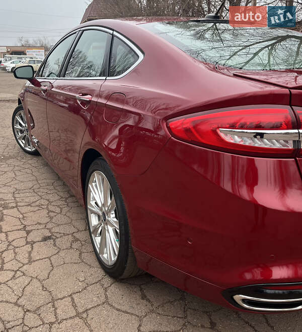 Седан Ford Fusion 2017 в Кривом Роге