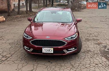 Седан Ford Fusion 2017 в 