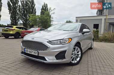 Седан Ford Fusion 2019 в Вінниці