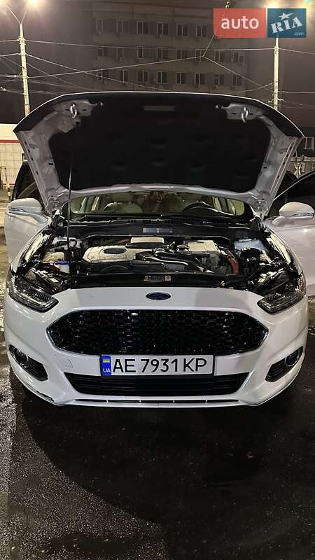 Седан Ford Fusion 2013 в Днепре