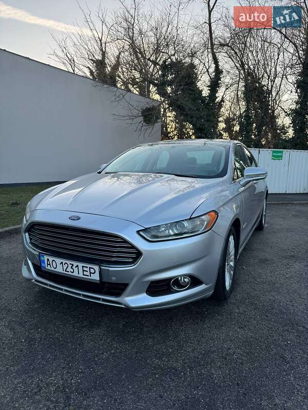 Ford Fusion 2014