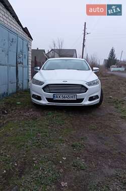 Седан Ford Fusion 2014 в 