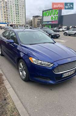 Седан Ford Fusion 2013 в Вишневому