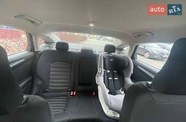 Седан Ford Fusion 2013 в Вишневому