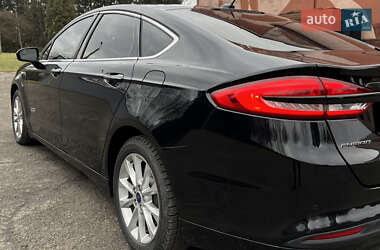 Седан Ford Fusion 2017 в Ивано-Франковске