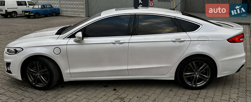 Седан Ford Fusion 2020 в Хмельницькому