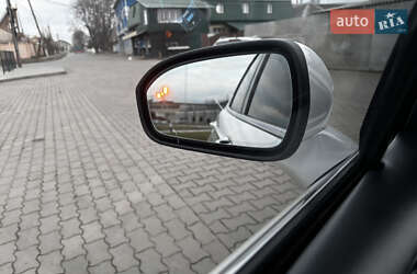 Седан Ford Fusion 2020 в 